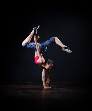 Modern dansçı (normal versiyonu)