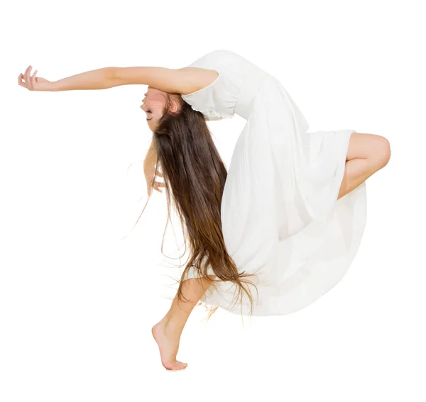 Dançando menina em vestido branco — Fotografia de Stock