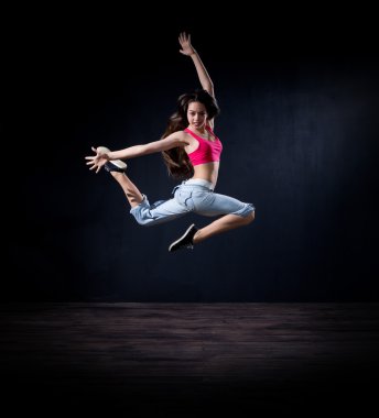 Modern dansçı kız (normal ver)