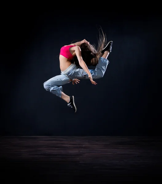 Modern dansçı kız (normal ver) — Stok fotoğraf