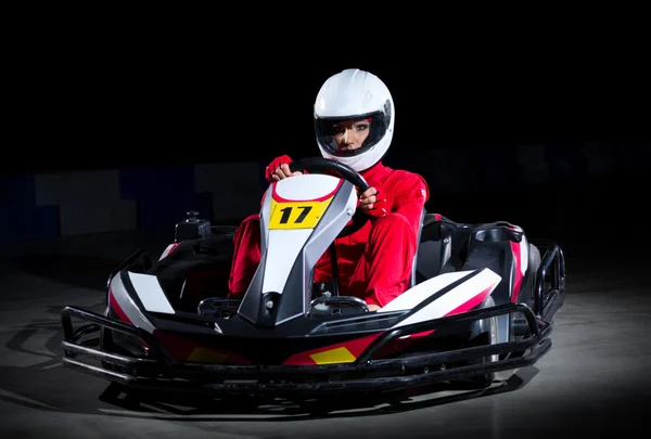 Junge Mädchen Kart-Rennfahrer — Stockfoto