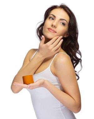 Krema ile genç sağlıklı kız