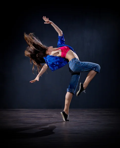 Chica bailarina moderna (ver normal ) —  Fotos de Stock