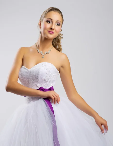 Nő menyasszonyi ruhában — Stock Fotó