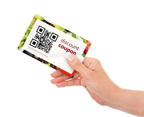 Hand met de coupon van de korting van voedsel met qr code geïsoleerd over whi — Stockfoto