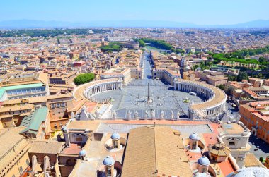 St. Peters Meydanı, Piazza San Pietro in Vatikan, İtalya.