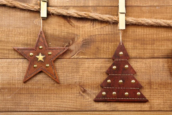 Decoración de Navidad sobre fondo de madera — Foto de Stock