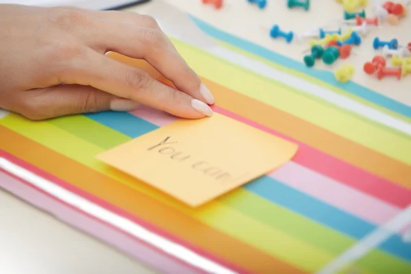 Można tekst na notatkę programu Sticky Notes — Zdjęcie stockowe