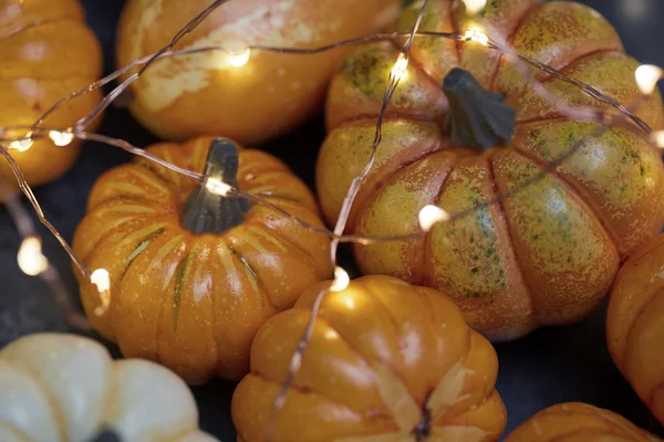 Halloween pumpkins aydınlatma ile — Stok fotoğraf