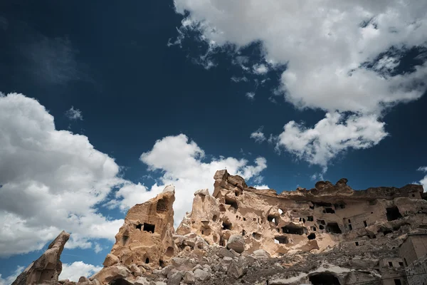 Anciennes maisons en pierre de Cappadoce — Photo