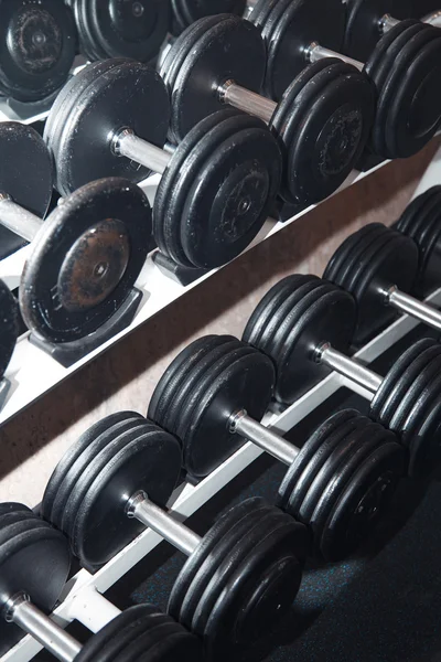 Skivstång i gymmet. Närbild Foto — Stockfoto