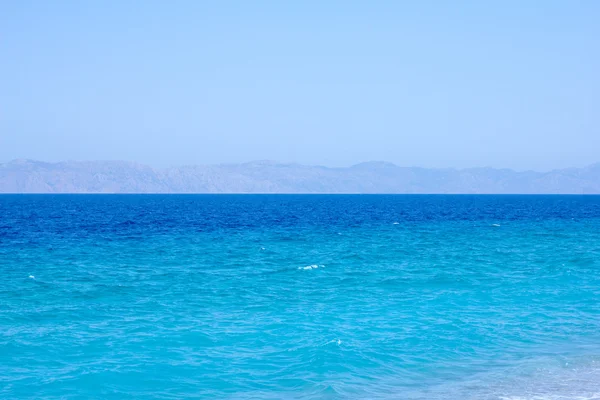 ギリシャの紺碧の海 — ストック写真