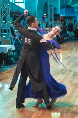 Yavaş vals dans rakip