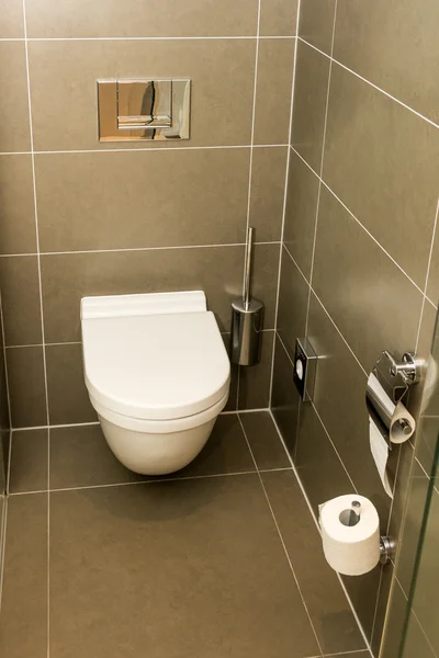 Interieur van de kamer - WC in de badkamer — Stockfoto