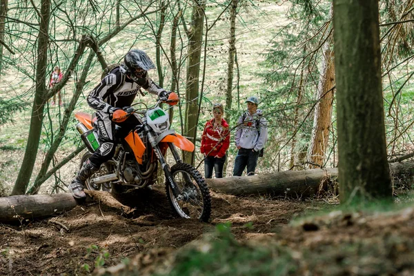 Motocross jezdec na závod Rodeo Drapak — Stock fotografie