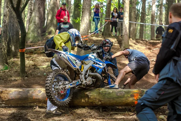 Motocross jezdec na závod Rodeo Drapak — Stock fotografie