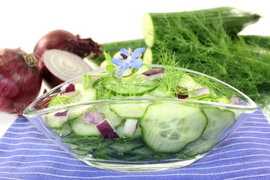 salatalık salatası