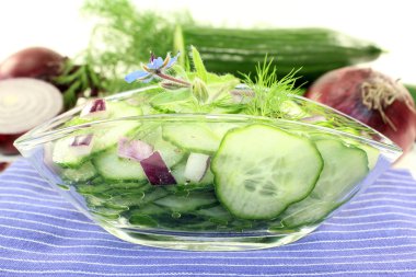 salatalık salatası