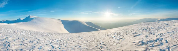 겨울 산의 파노라마 — 스톡 사진