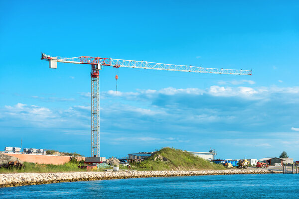 Building crane and building