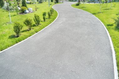 Bisiklet yol yeşil park