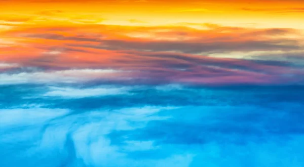 Panorama Des Sonnenuntergangs Dramatischen Himmel Mit Bunten Wolken Als Natur — Stockfoto