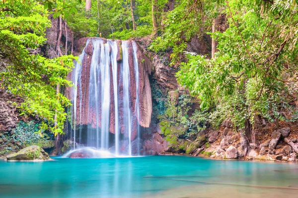Beautiful Waterfall Emerald Lake Green Tropical Jungle Forest Nature Landscape — Stock Photo, Image