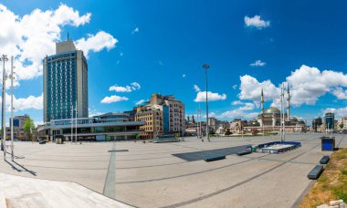 İstanbul, Türkiye 'de insan bulunmayan Panorama Taksim Meydanı