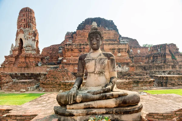 泰国的历史和宗教建筑 暹罗古都Ayutthaya的废墟 Wat Mahathat的砖块遗物 — 图库照片