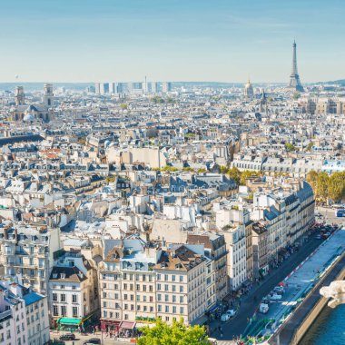 Eilffel kulesi ve şehir manzaralı Paris şehri