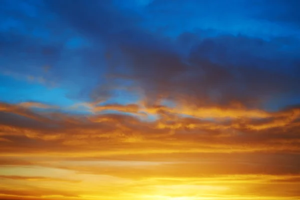 Dramatic sky at sunset — Stock Photo, Image