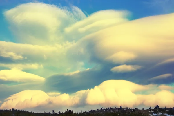 Incredibile vista del cielo arancione — Foto Stock