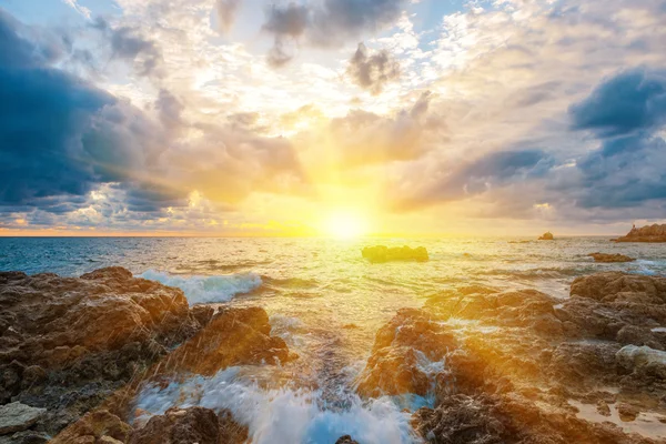 Puesta de sol en la playa — Foto de Stock