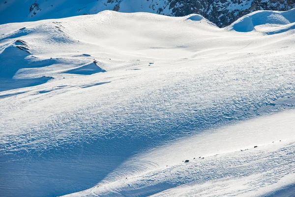 Snöiga berg — Stockfoto