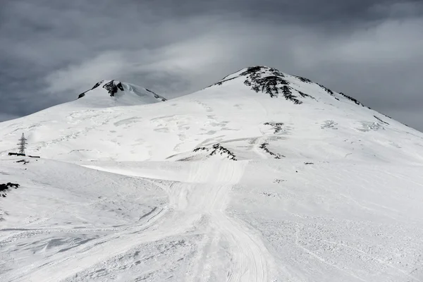 Elbrus in snow — Stock Photo, Image