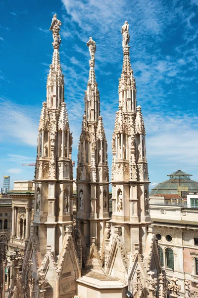 Střecha milánské katedrály Duomo — Stock fotografie