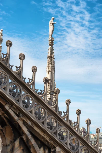 Taket av Milano katedralen Duomo — Stockfoto