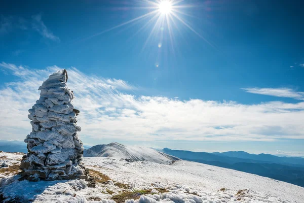 On the pot of the mountain — Stock Photo, Image