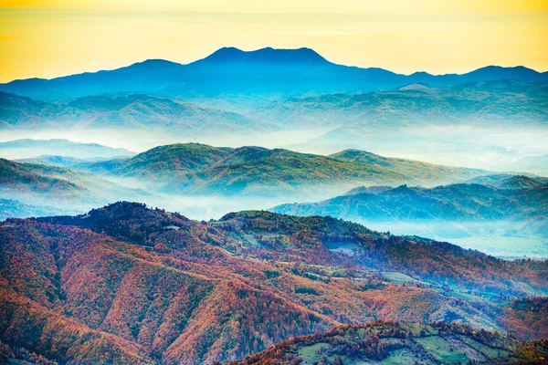 Güzel mavi dağlar — Stok fotoğraf