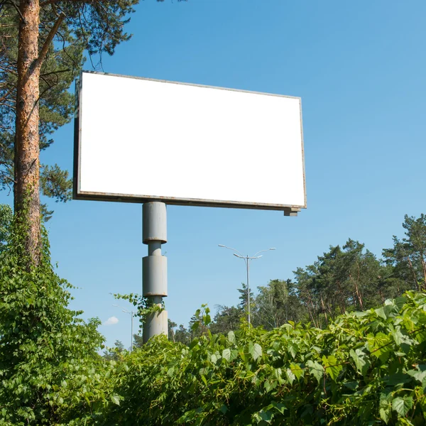 Boş alan içeren boş billboard — Stok fotoğraf