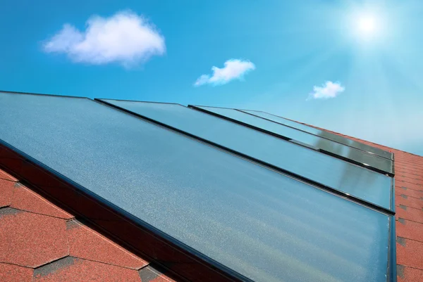 Solar panels on roof — Stock Photo, Image