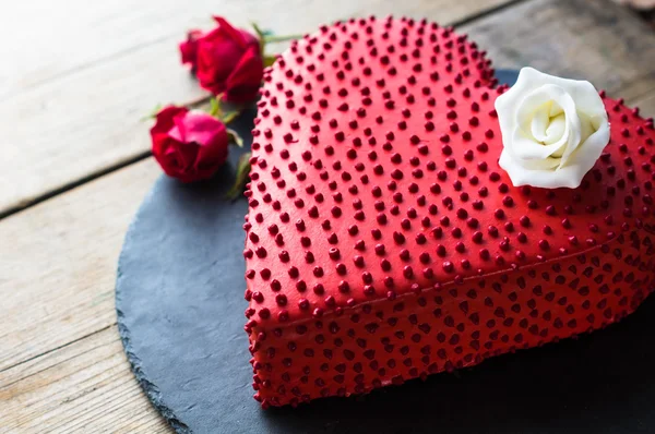 Heart shaped cake — Stock Photo, Image