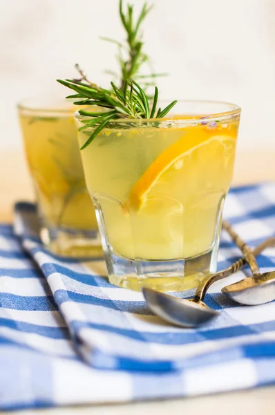 Lemon detox drink — Stock Photo, Image