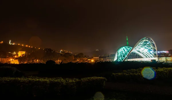 Travel View Peace Bridge Landscape Bank Mtikvari River Tbilisi Georgia — Stock Photo, Image