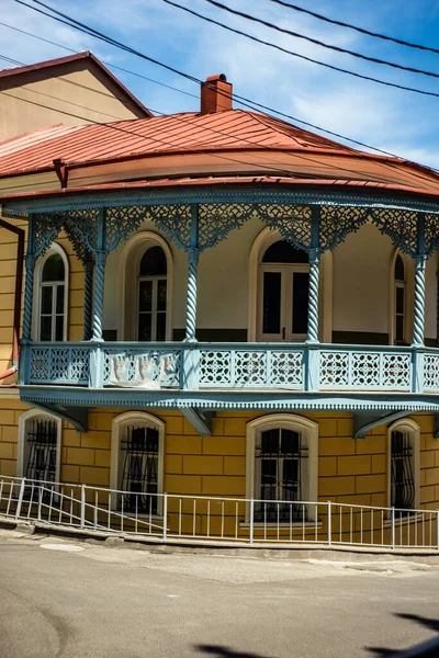 Maggio 2021 Tbilisi Georgia Famoso Balcone Rotondo Legno Intagliato Nella — Foto Stock