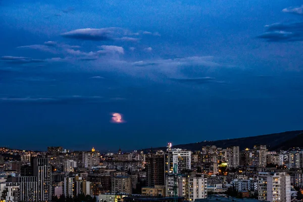 Ascensão Superlua Maio 2021 Sobre Centro Tbilisi Geórgia — Fotografia de Stock