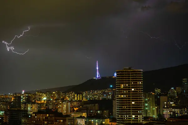Tempestade Noturna Céu Sobre Centro Tbilisi Geórgia — Fotografia de Stock