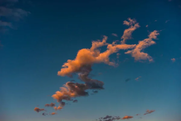 Céu Pôr Sol Com Nuvens Como Fundo Natural — Fotografia de Stock