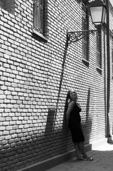 Portrait of woman outdoor — Stock Photo, Image