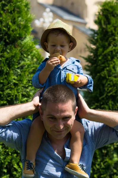 Família feliz — Fotografia de Stock